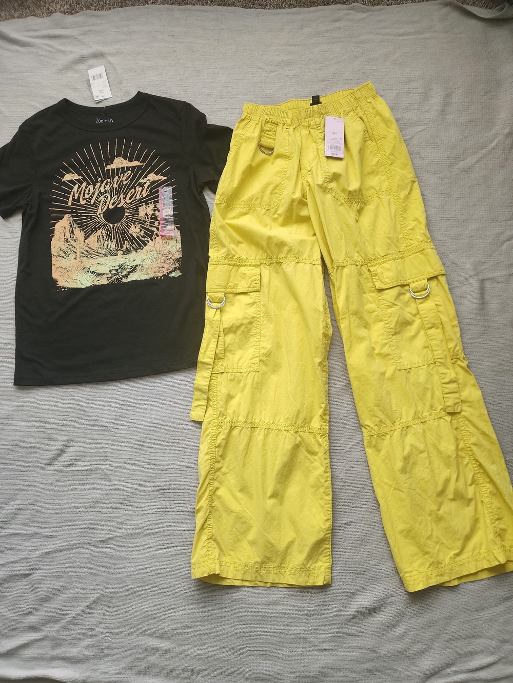 Wild FableYellowCargo Pants & Zoe + Liv Mojave Desert Graphic Tee XXS Set Bundle